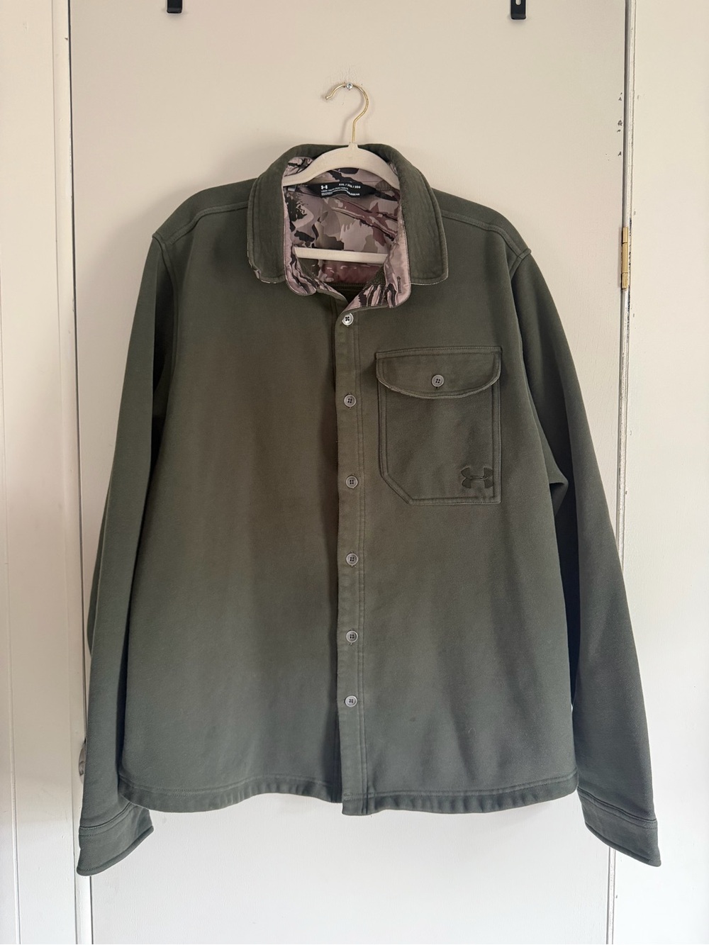 Under Armour Men's Olive Green Button-Front Shirt Jacket